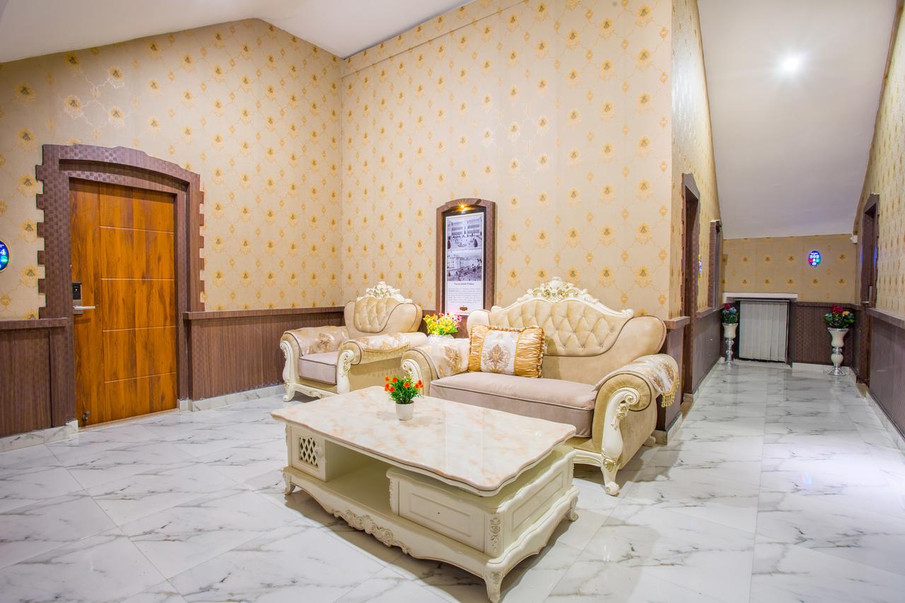 Royal Empire Boutique Hotel Катманду Екстер'єр фото