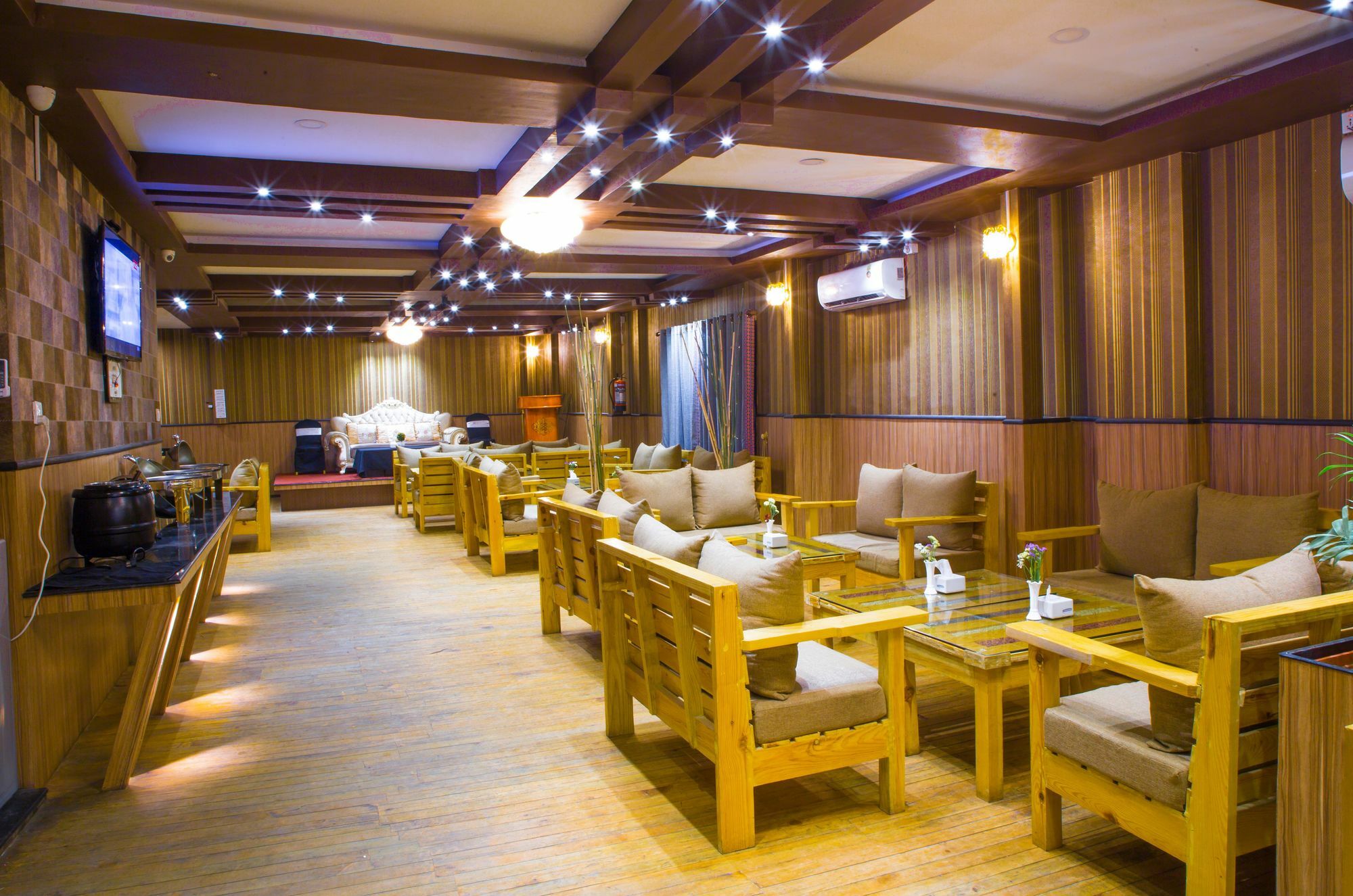Royal Empire Boutique Hotel Катманду Екстер'єр фото